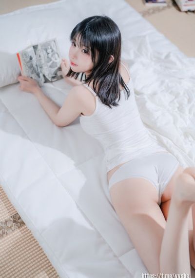 他掀开裙子舌头伸进去在线观看_超清免费观看超清
